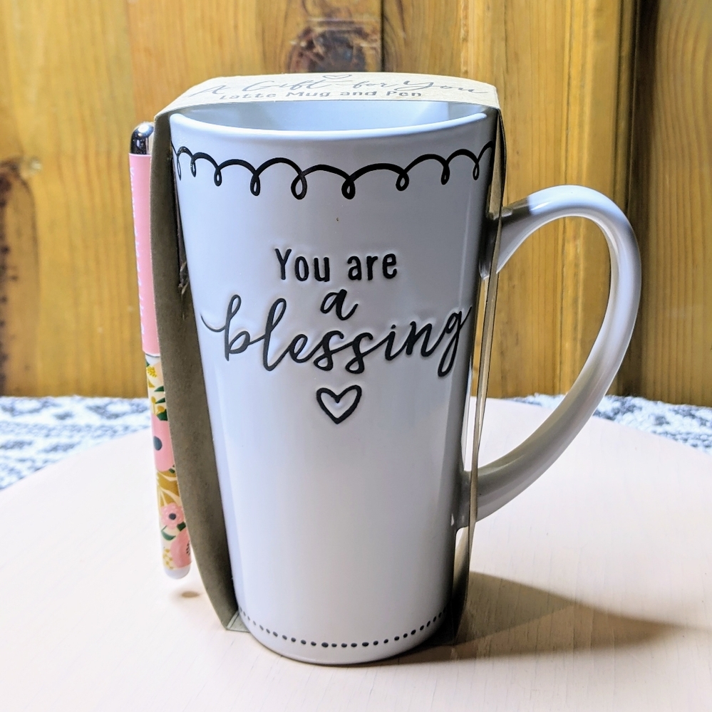 LIGHTHOUSE CHRISTIAN Latte Mug & Pen